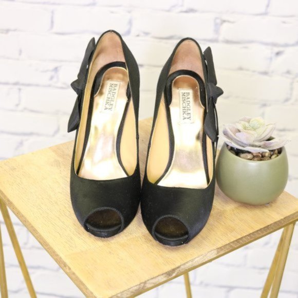 Badgley Mischka black satin peep toe heels c3 - Picture 3 of 5
